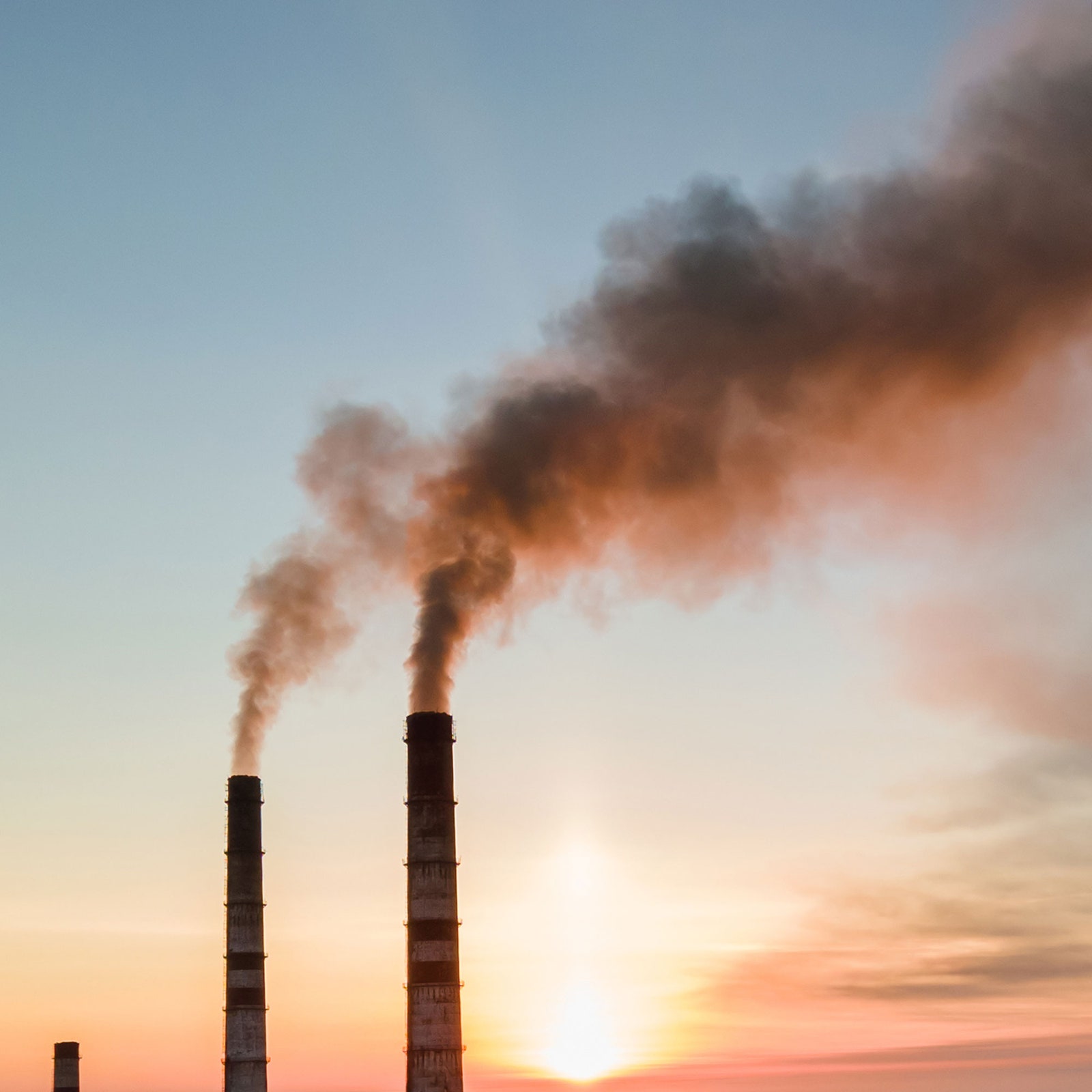 Fashion brands are failing to act on decarbonisation